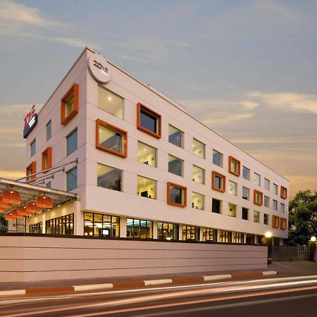 Zone By The Park Coimbatore Extérieur photo