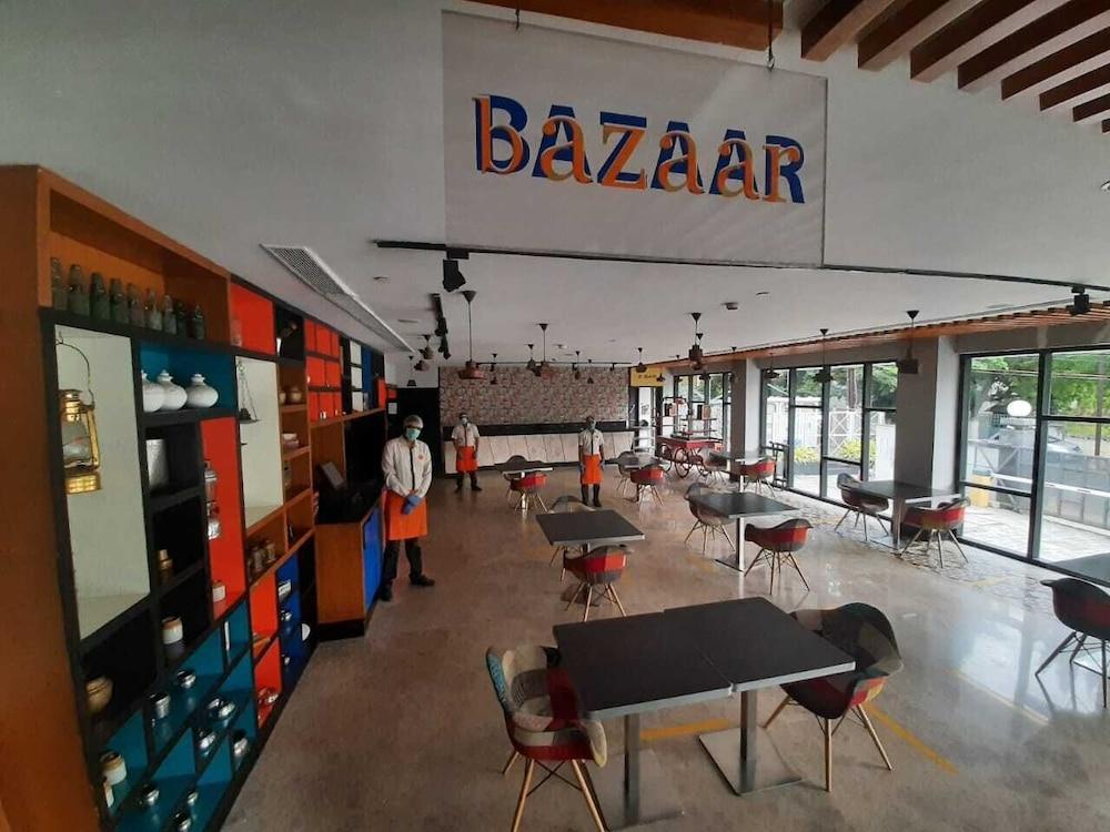 Zone By The Park Coimbatore Extérieur photo